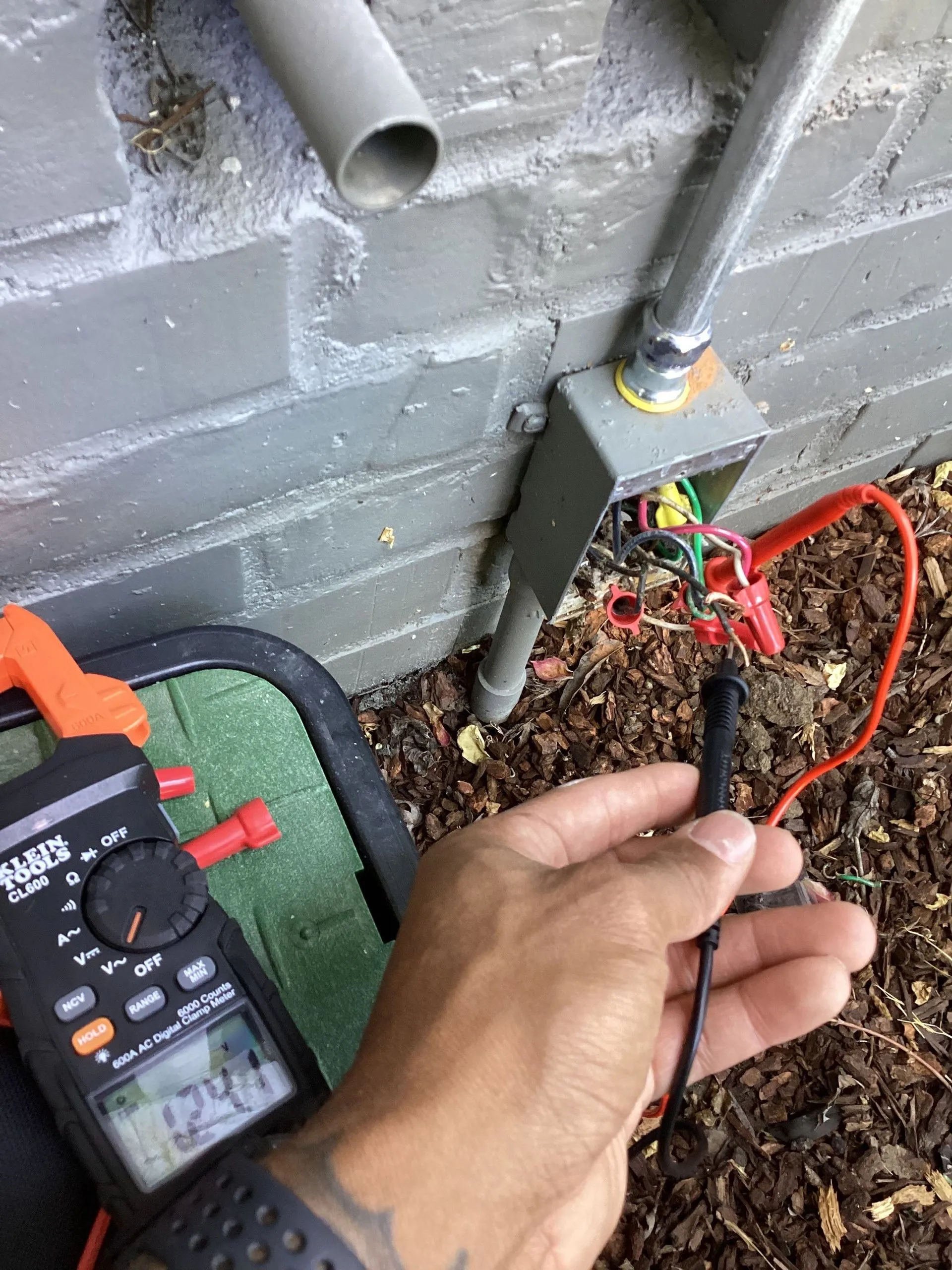 electric wire repair