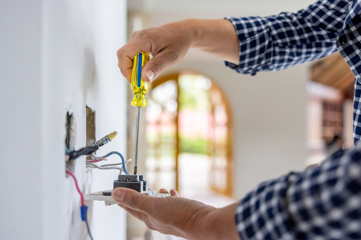 Electrical Outlet Installation: Choosing GFCI Outlets for Safety